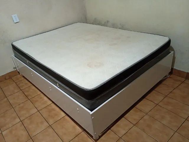 Cama Casal com Colchão - Base Desmontável! Aceito Ofertas e Parcelo - Foto 2