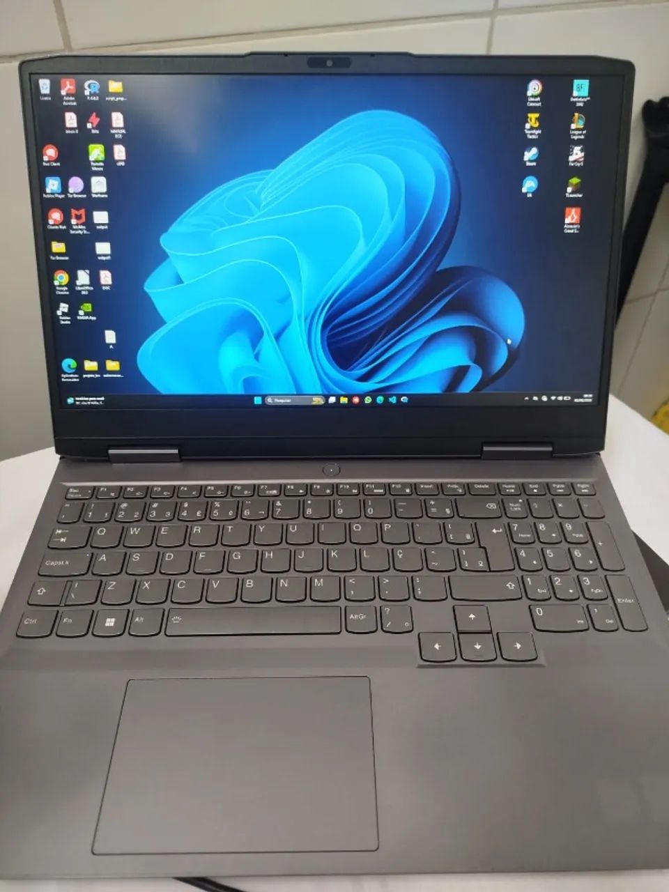 Notebook Lenovo Loq RTX 2050 16GB RAM I5-12th