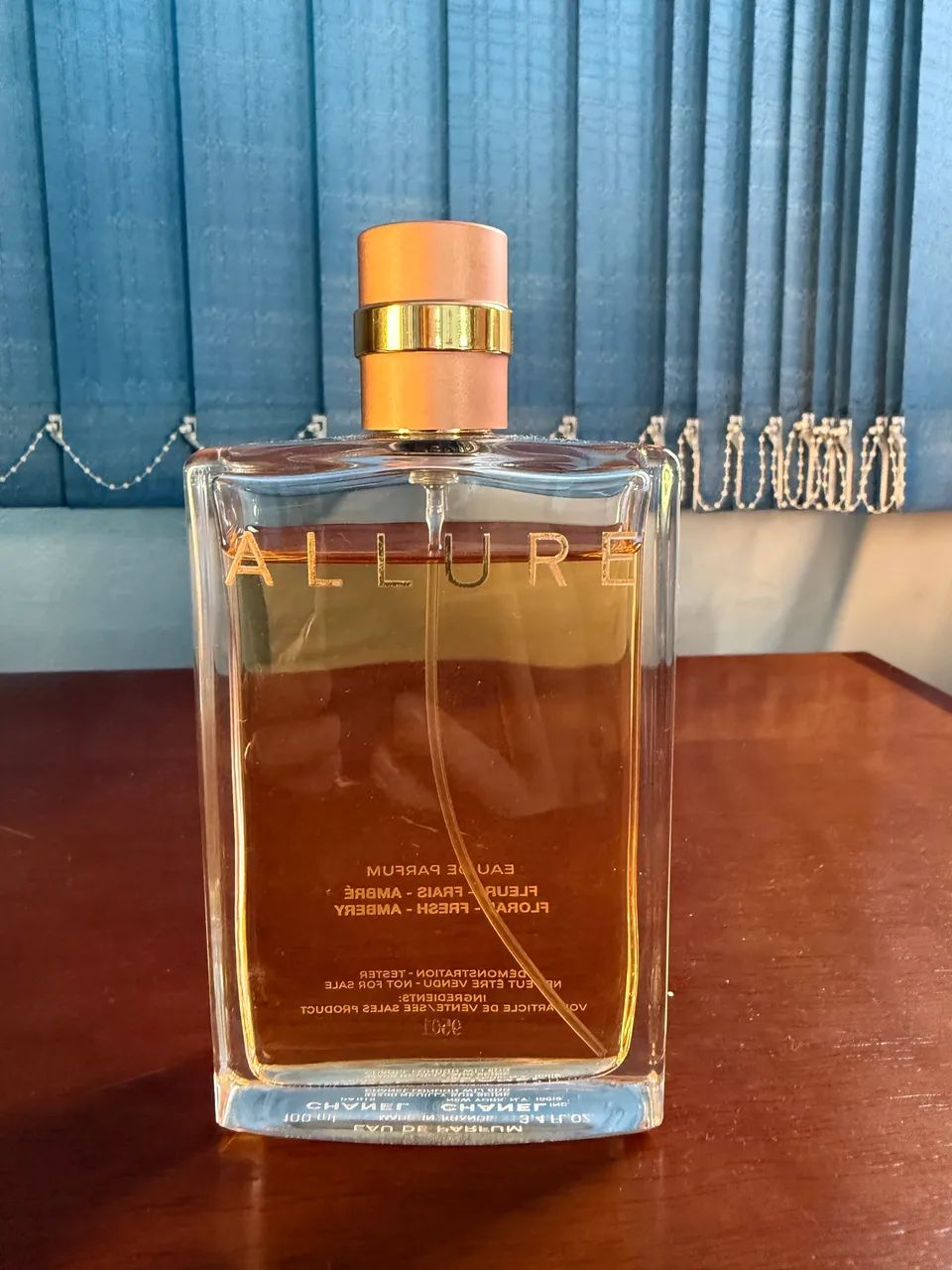 Perfume feminino  Allure eau de Parfum 100ml