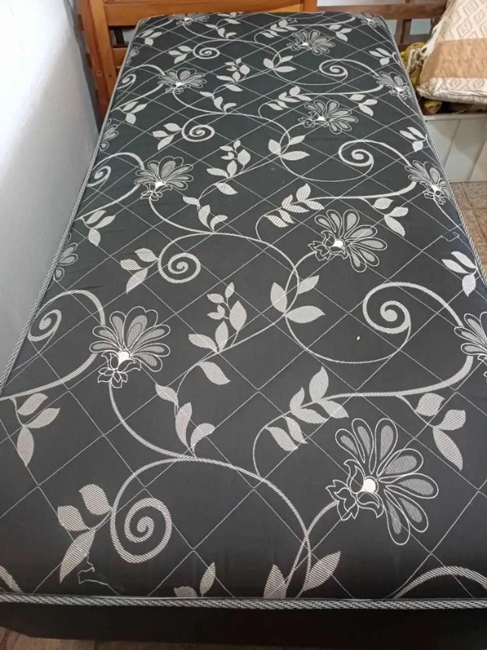 ? cama box solteiro 300.00 - Foto 4
