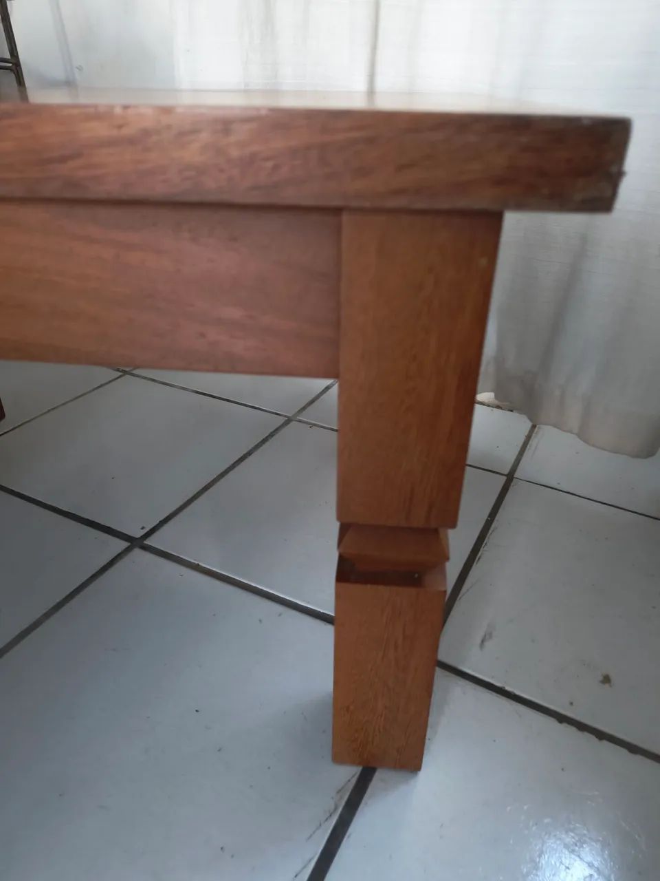Vendo mesinha de centro madeira - Foto 3