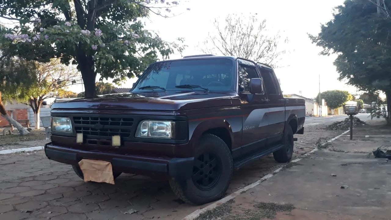 Chevrolet D-20 D-20 S / Luxe 3.9/4.0 Diesel 1994