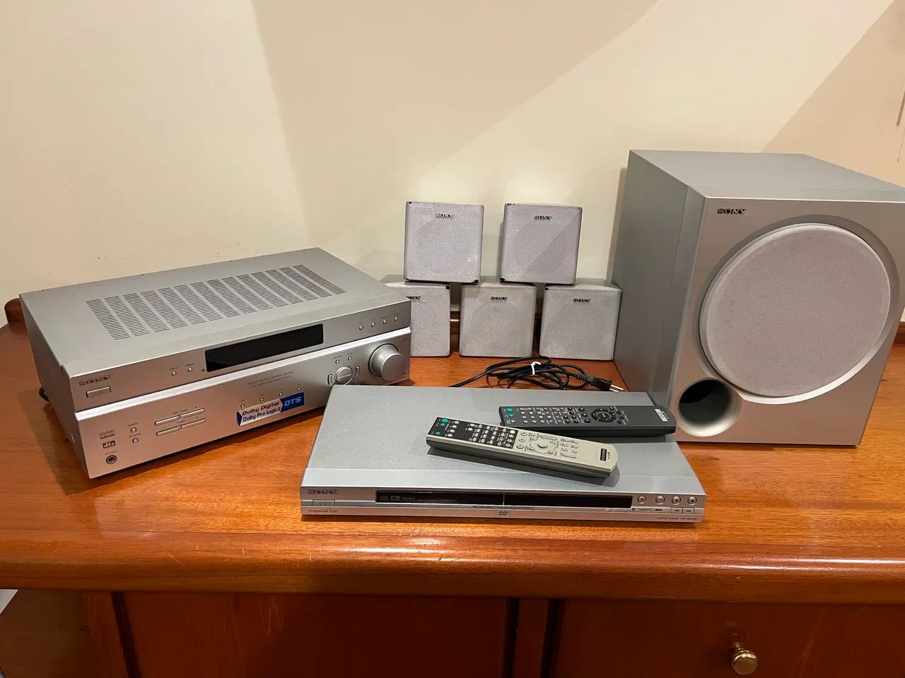 Kit Home theatre SONY 