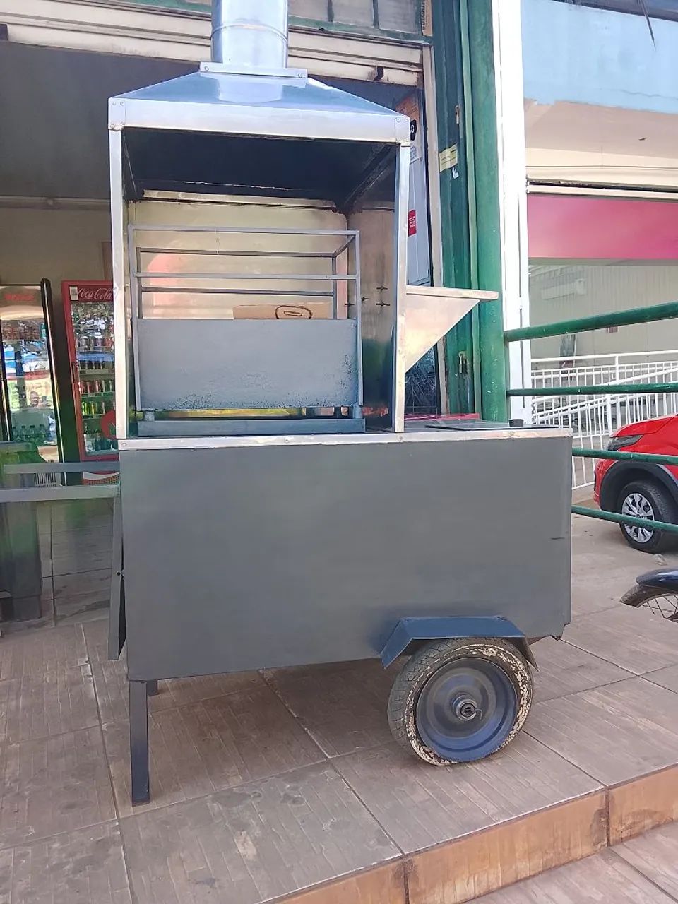 Vendo carrinho para venda de churrasquinho  - Foto 4
