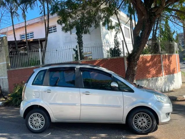 Fiat Idea Attractive 1.4 Fire Flex 8V 5P 2013 - Foto 4
