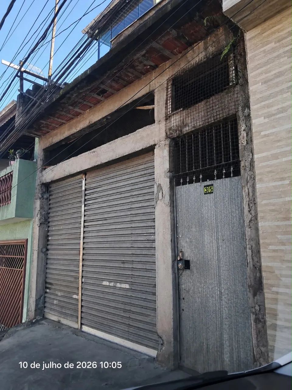 Casa com garagem 5 vagas