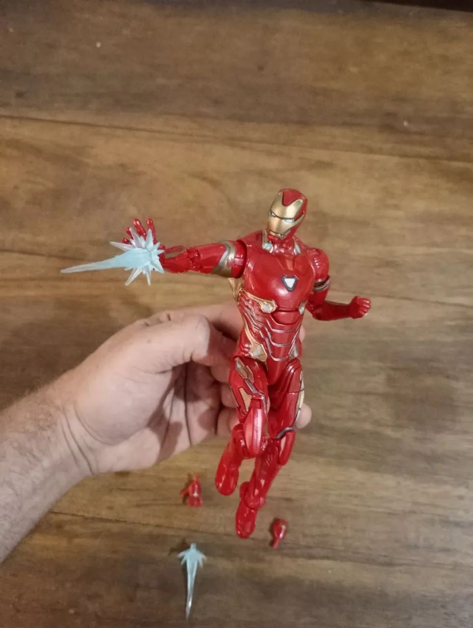 Homem de ferro Mark50 Marvel legends - Foto 2
