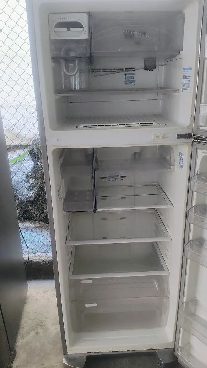 Geladeira Eletrolux  - Foto 3