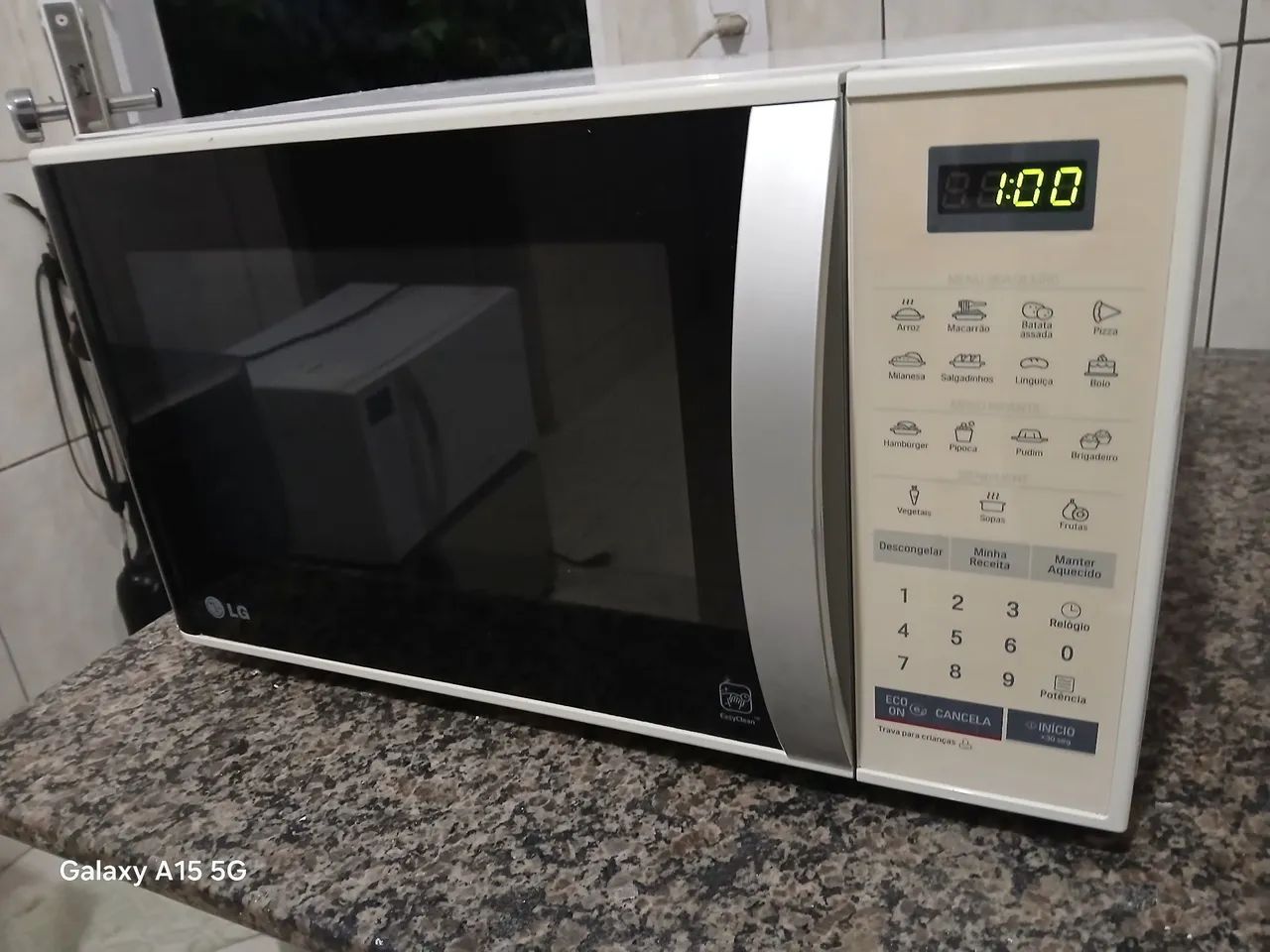 Micro-ondas LG 23 litros  - Foto 2
