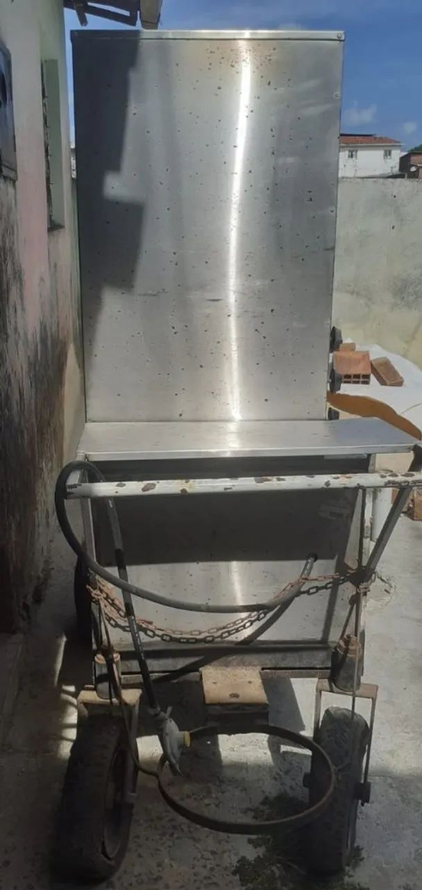 Vende-se carrinho de Churrasco Grego - Foto 2