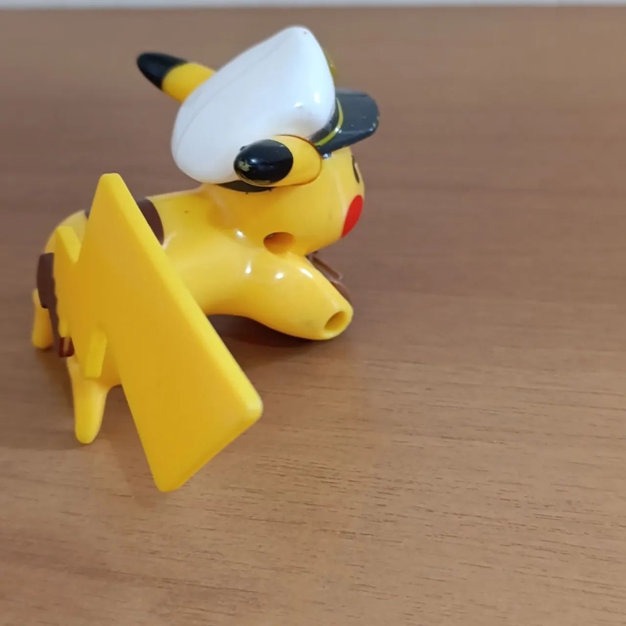 Boneco Pokemon Mcdonald'S 2025 Capitão Pikachu - Foto 4