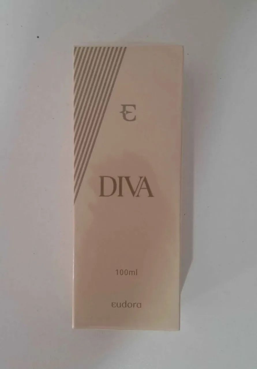 Shampoo, perfume e condicionador 