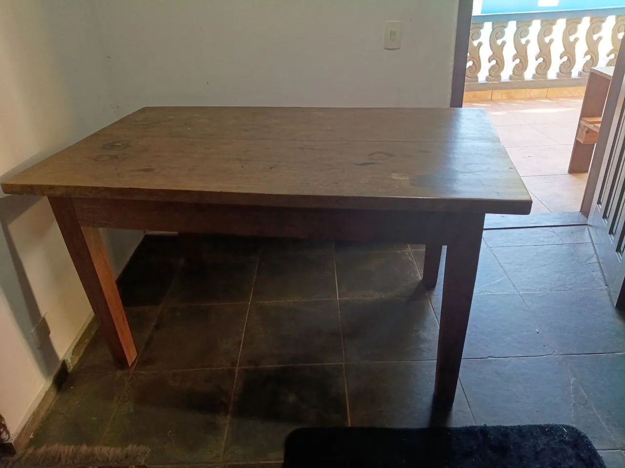 Vende-se esta mesa madeira  - Foto 4