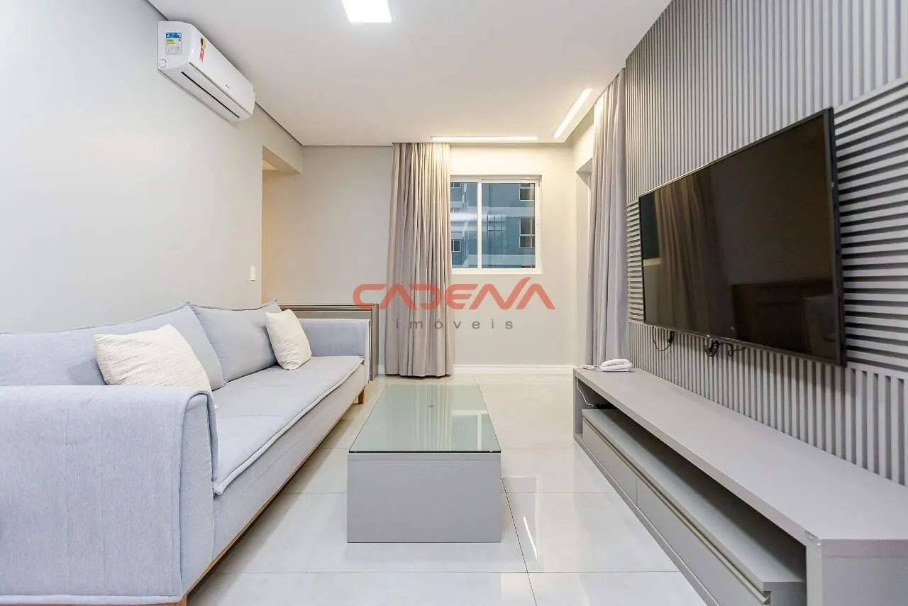 Apartamento com 2 suítes e 1 vaga para aluguel no Centro - Foto 2