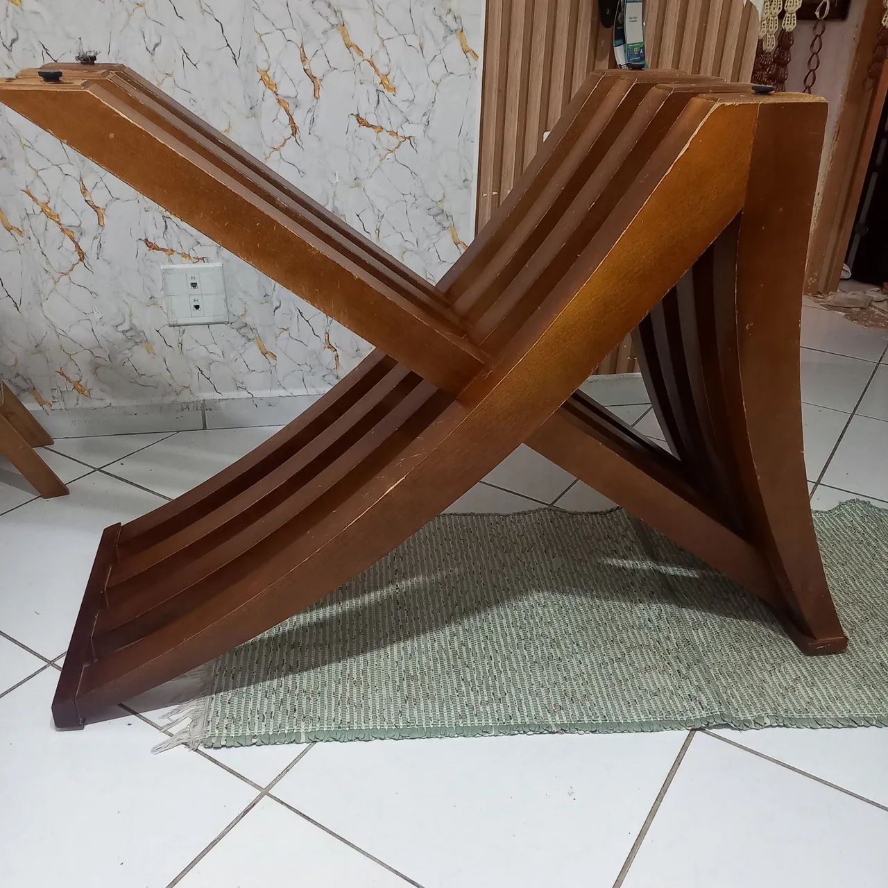 Pe de mesa rústico 