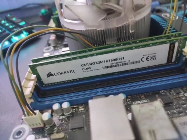 KIT CORE I7 + INTEL DX79TO + 16GB DE RAM