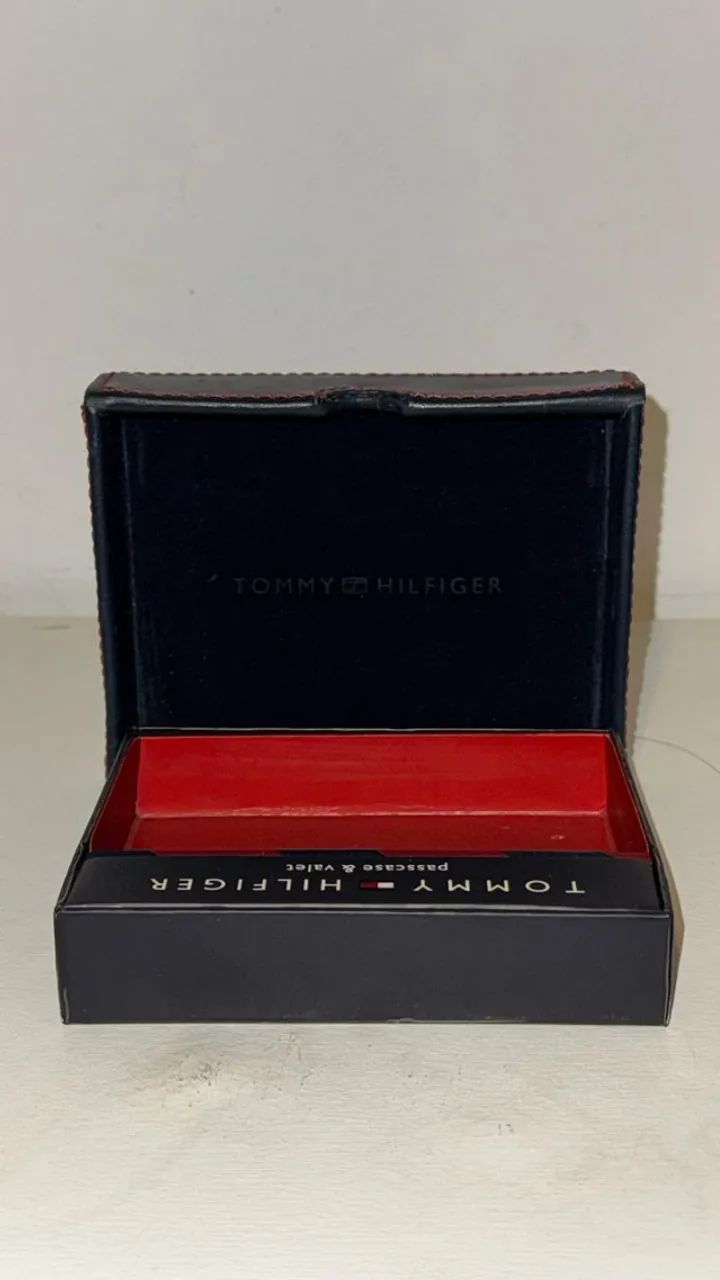 Case Carteira Tommy Hilfiger Original - Excelente Estado - Foto 5