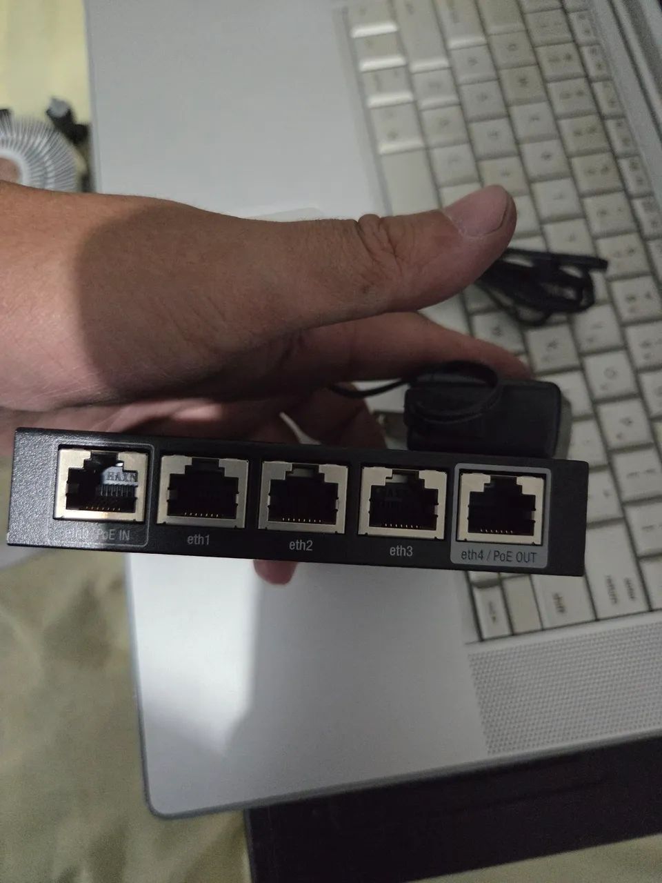 Roteador Ubiquiti EdgeRouter X (ER-X) Gigabit - Foto 2