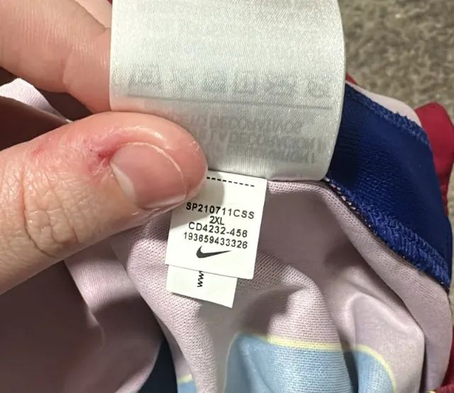 Camisa Barcelona 2020/2021 com personalização MESSI 10 - Foto 3