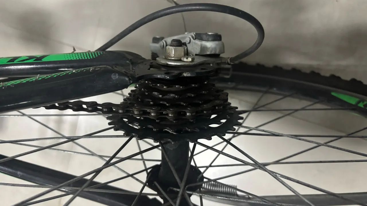 Bicicleta aro 20 - Foto 4
