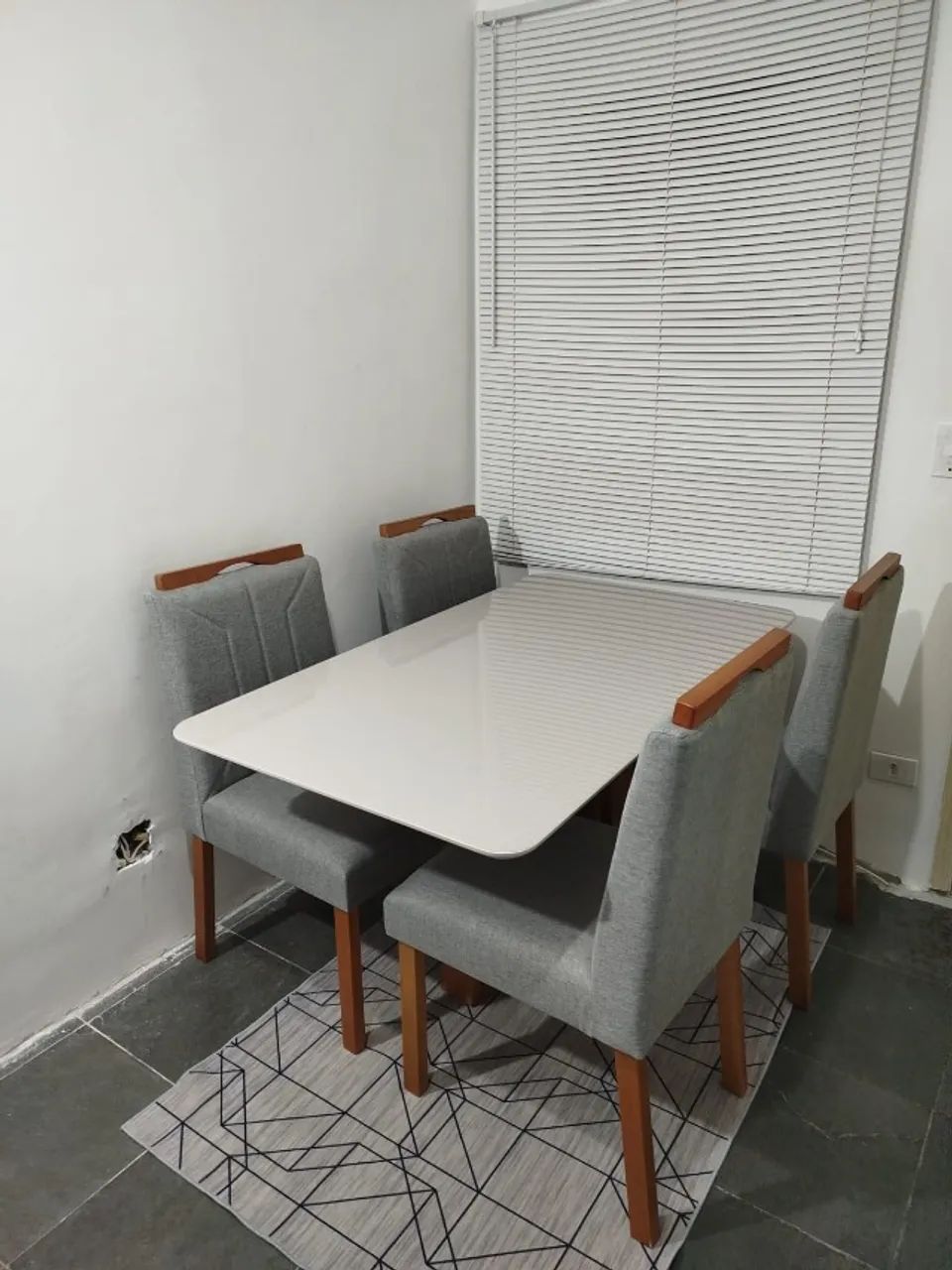 Conjunto Sala de Jantar Mesa Floripa Madeira Maciça 140x80cm