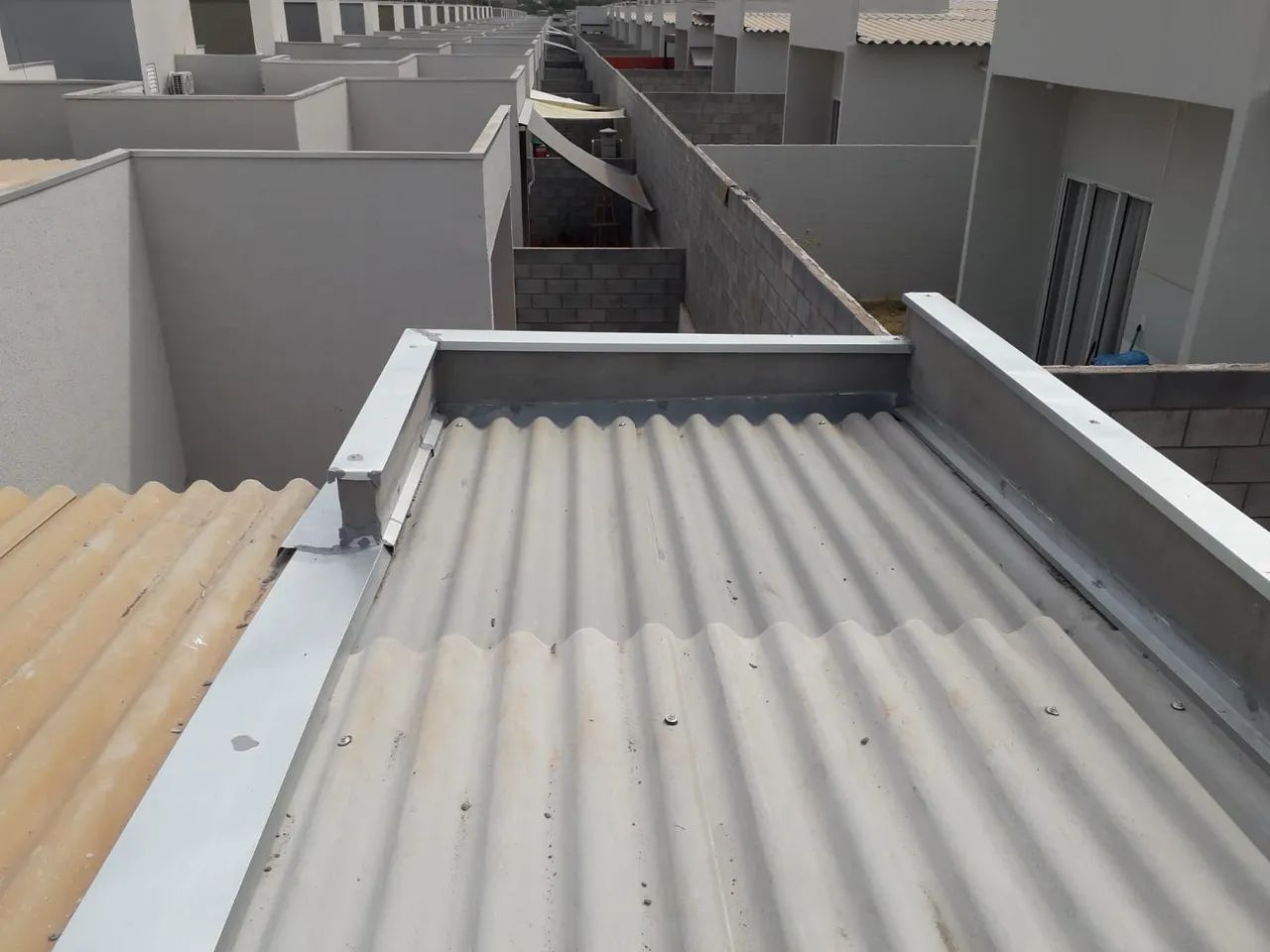 Paraíso Calhas - Fabricação e Instalação de Calhas e Rufos - Foto 3