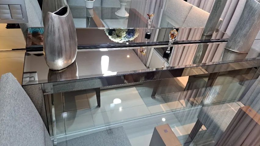 Mesa de Jantar quadrada c/ 6 cadeiras - Foto 5