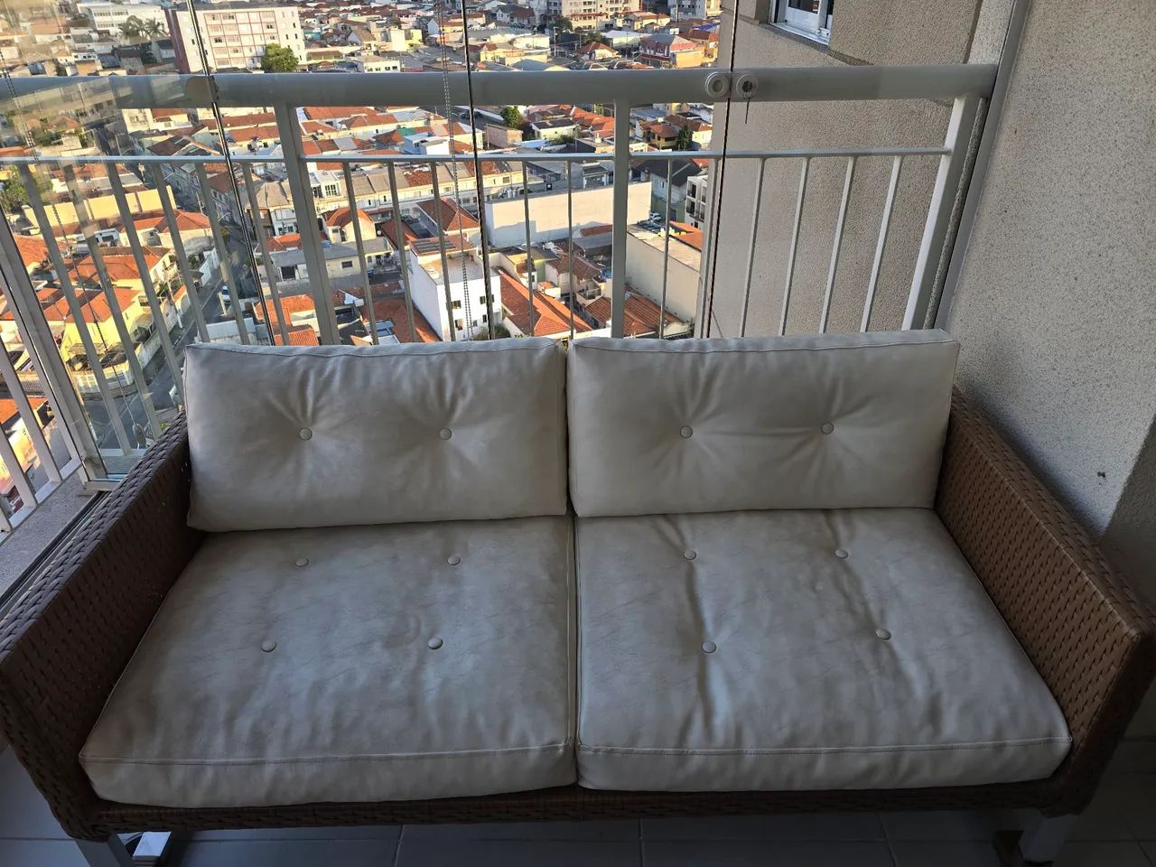 Conjunto poltrona e duas cadeiras em ratan - Foto 4