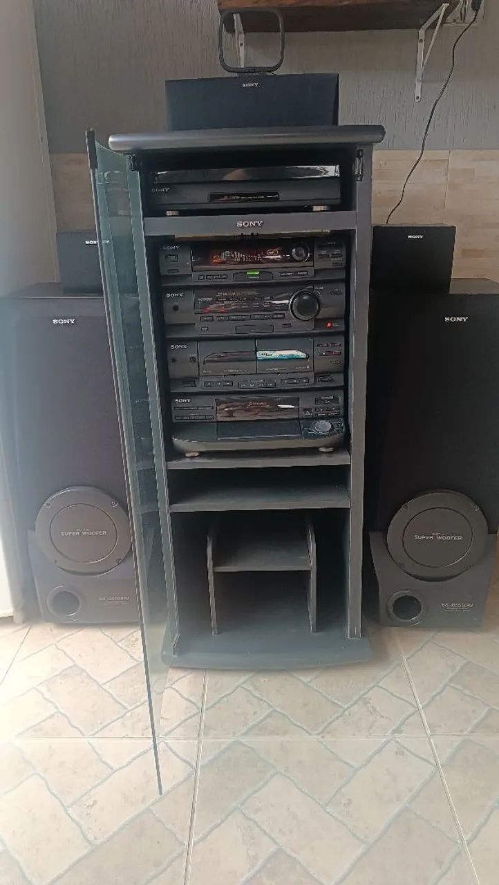 Aparelho de som Sony relíquia!