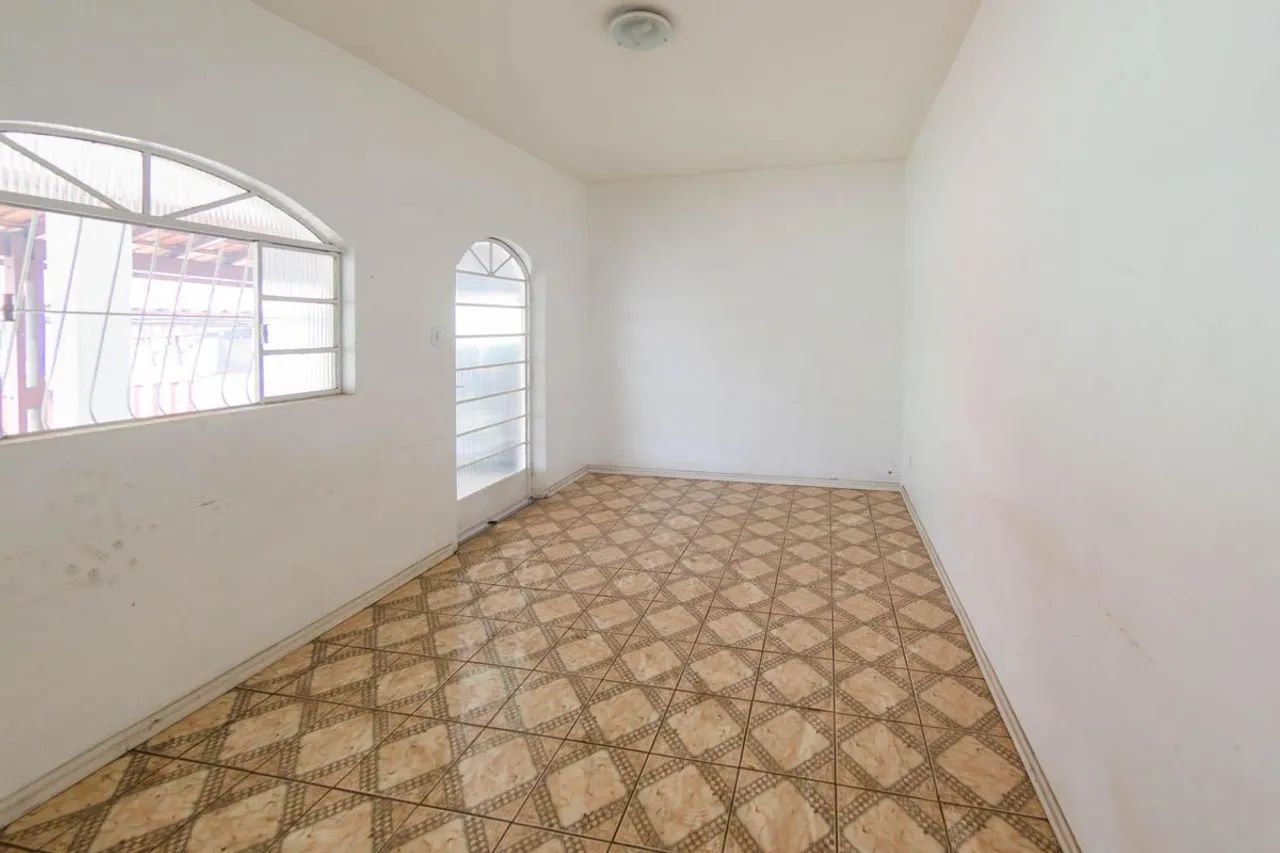 Casa à Venda - Dom Bosco, 3 Quartos, 405 m2