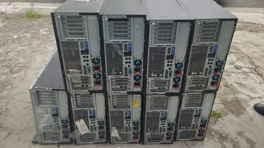 Servidor HP Proliant ML350 G8 a partir, monto config q precisar - Foto 2