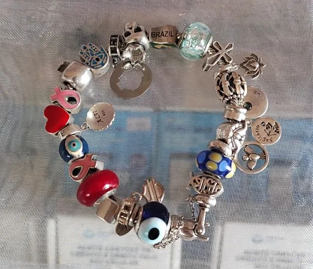 Pulseira Life Vivara com 25 Berloques de Prata - Foto 2