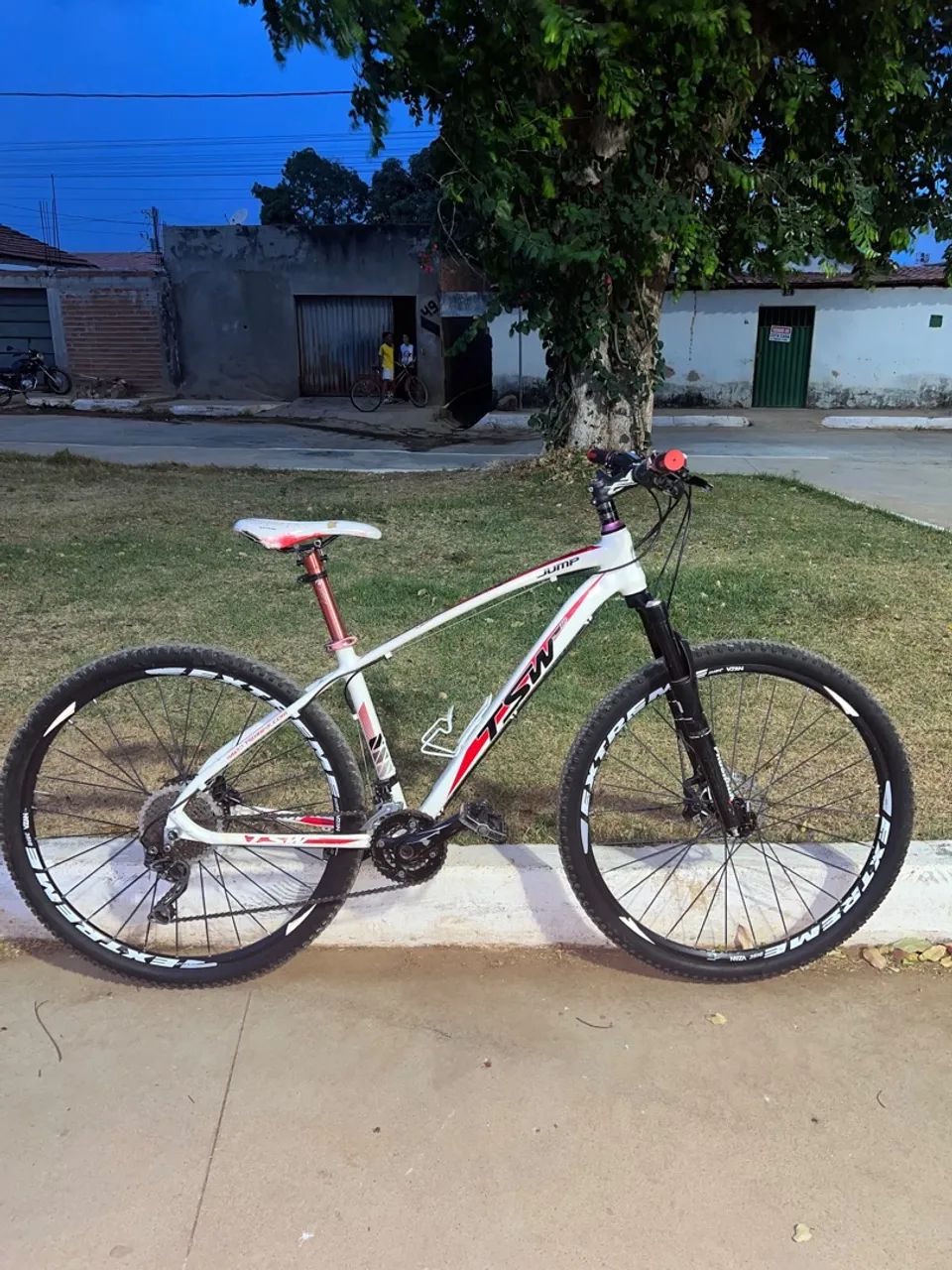 Bicicleta TSW jump  - Foto 3