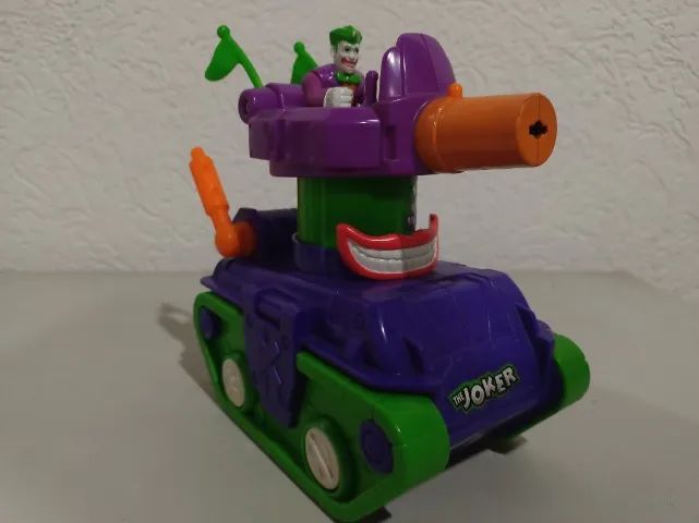Kit Imaginext - Batcaverna Observatório do Batman + Tanque do Coringa - Foto 3