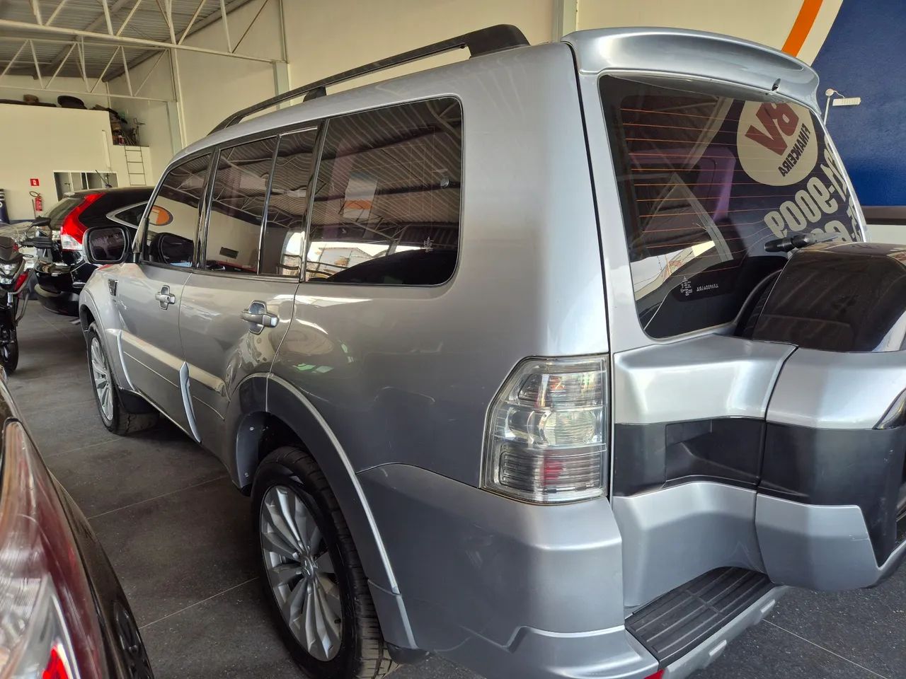 Mitsubishi Pajero 2016