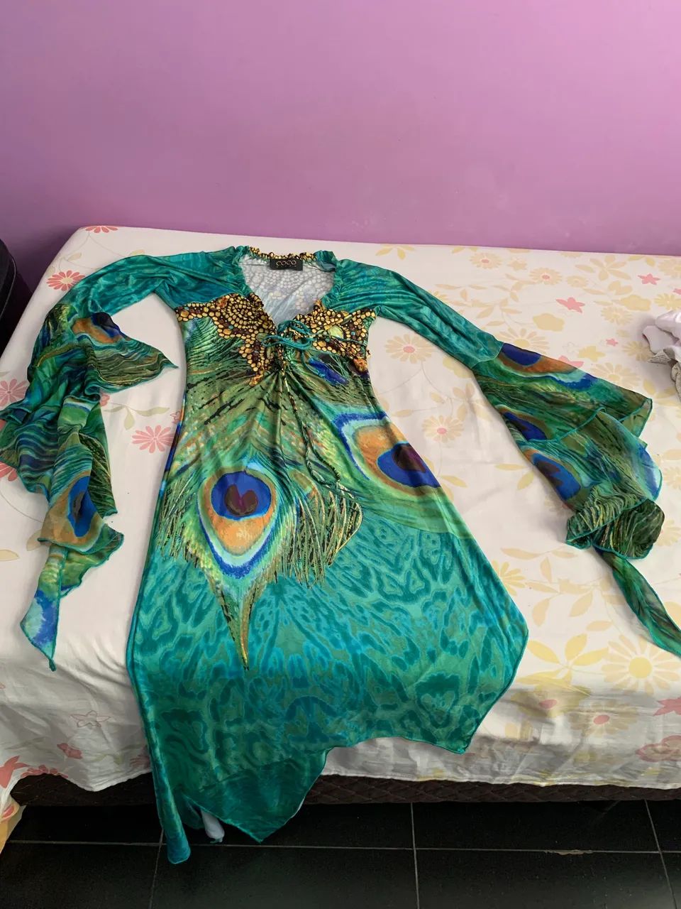 Vestido feminino ( coco milan); semi novo  - Foto 4