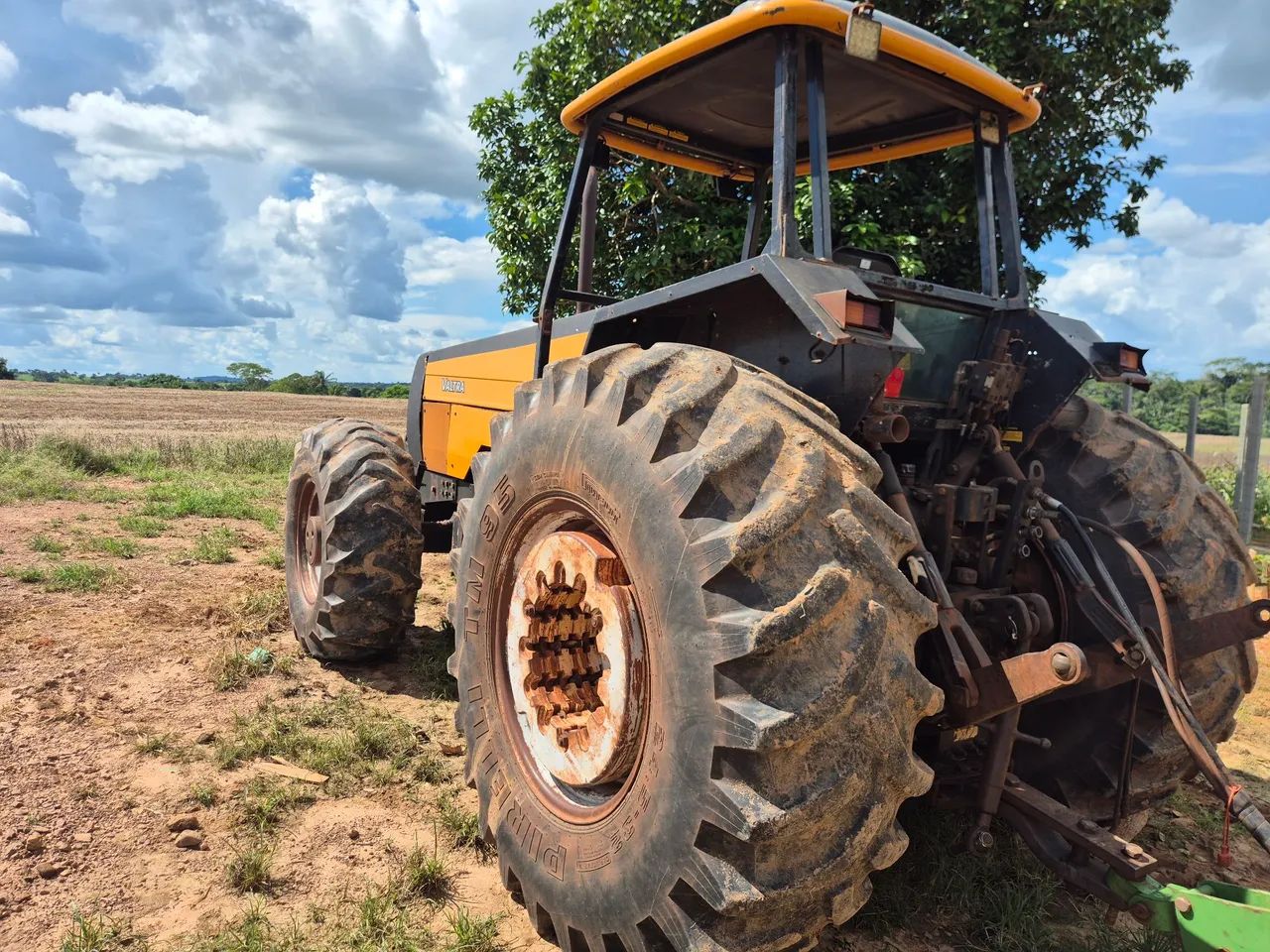 Trator Valtra BH180 - Foto 2
