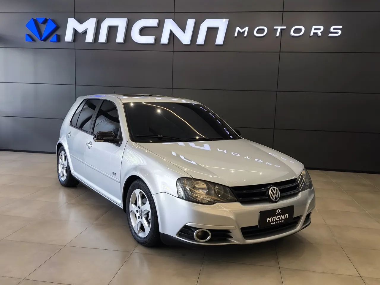 Volkswagen Golf Tech 1.6 MI Total Flex 8V 4P 2009 - Foto 2