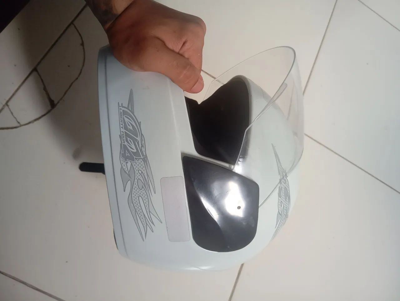 CAPACETE 56 (LIBERTY FOUR)