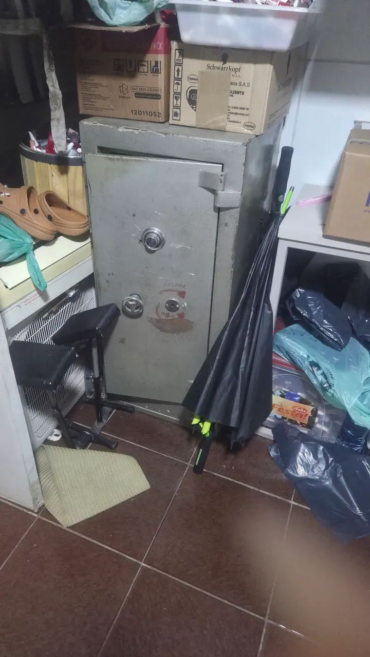 Cofre de aço 
