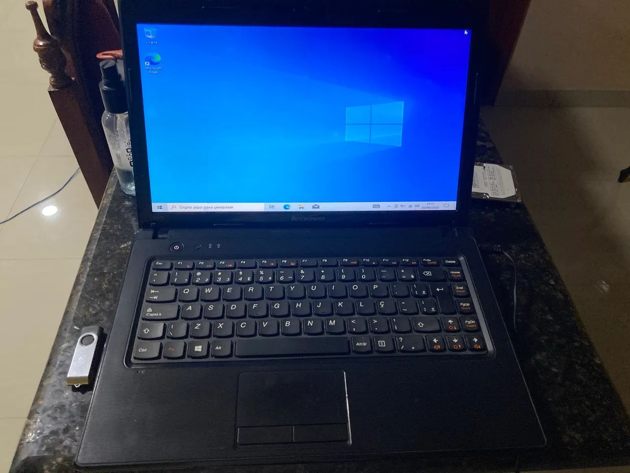 Notebook Lenovo  - Foto 2