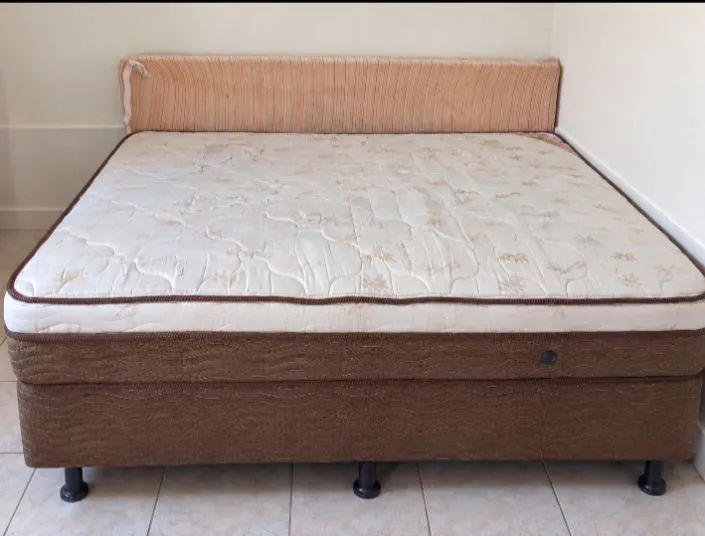 4 móveis, camas, mesa e sofá por 1000 reais  - Foto 4