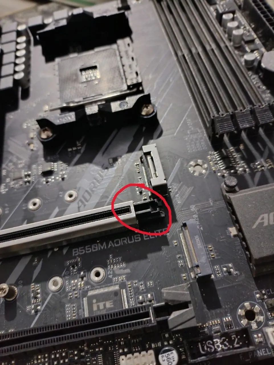 Placa Mãe B550M Aorus Elite AM4 - Foto 3