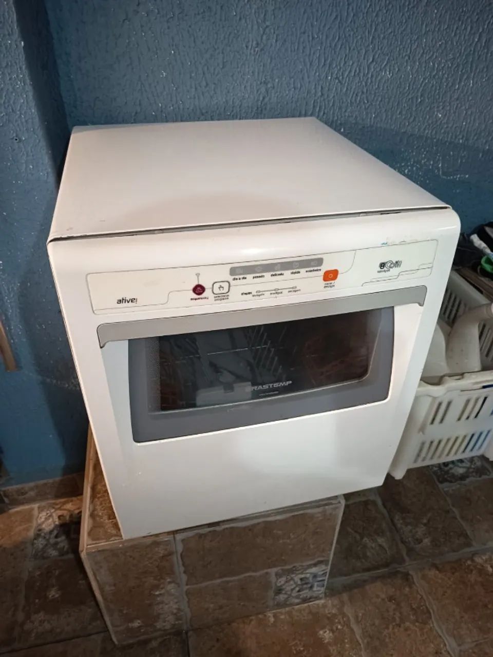 Lava Louça 8 serviços Brastemp