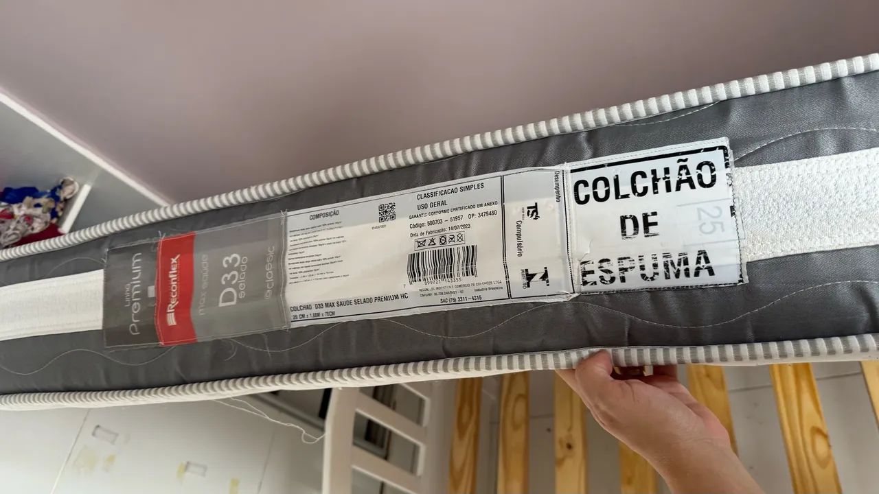 Cama solteiro em madeira maciça + colchão  - Foto 3