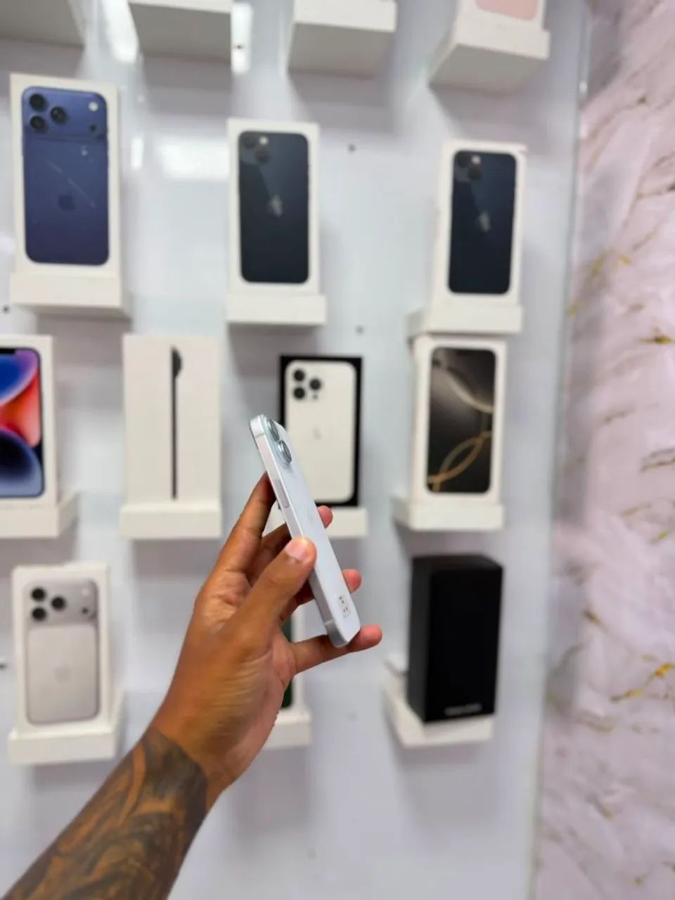IPHONE 15 128GB<br>R$ 2.999 - Foto 2