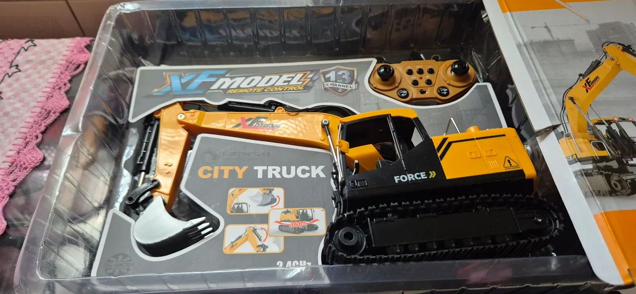 Trator escavadeira controle remoto - Foto 6