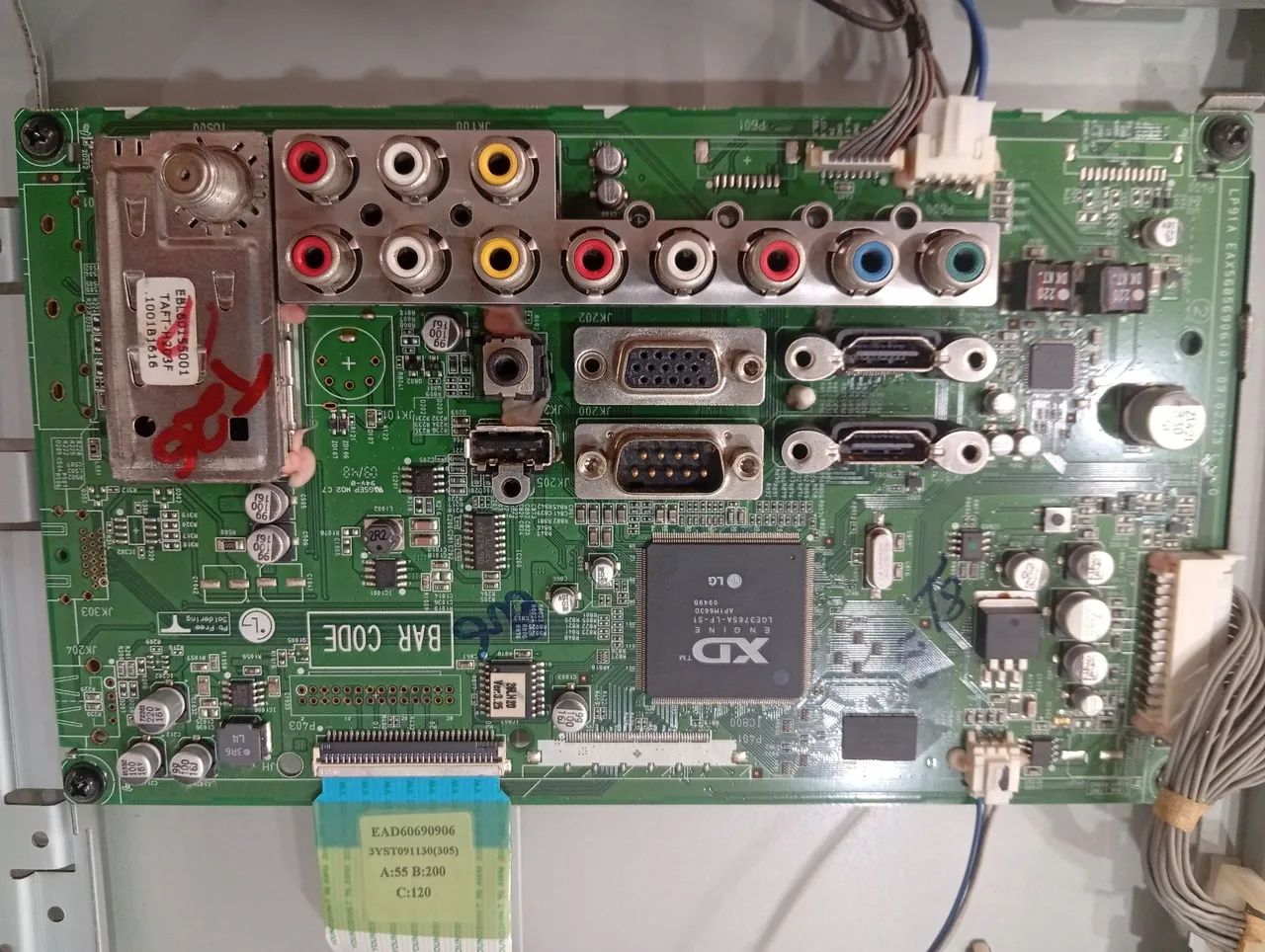 Tv/Monitor LG 26LH20R com a tela trincada. - Foto 5