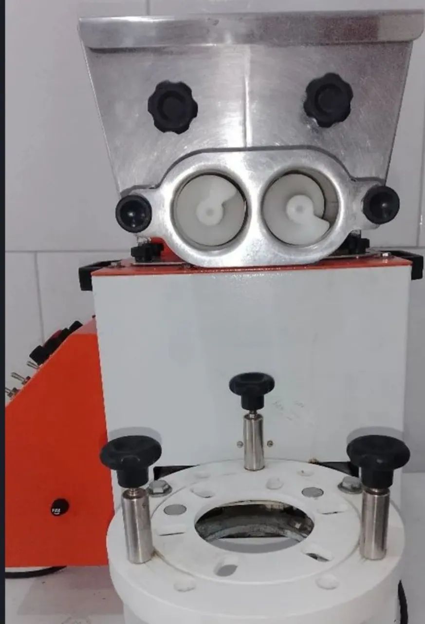 Vendo Modeladora de salgados. - Foto 2