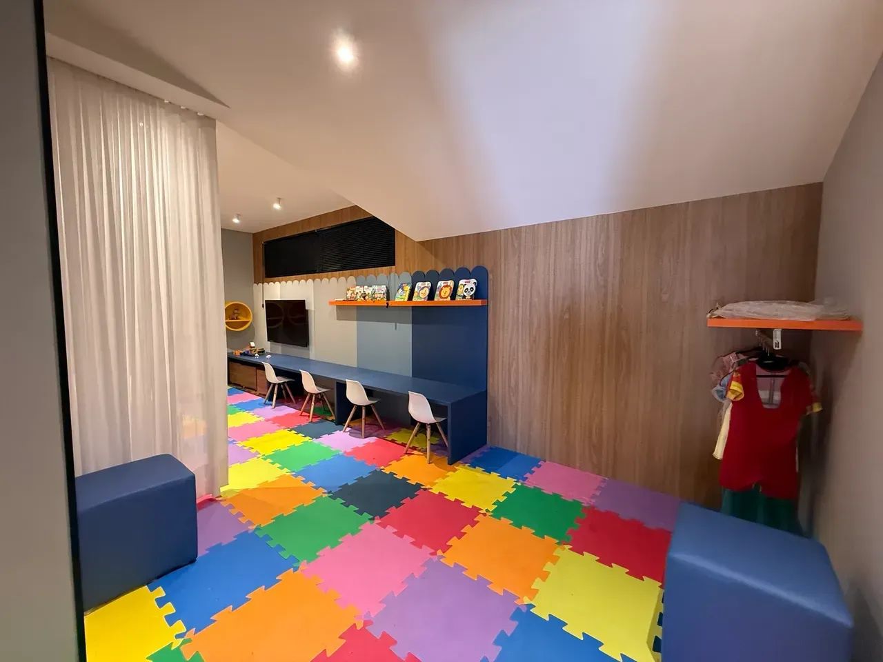Apartamento quarto e sala mobiliado com vista mar na Ponta Verde - Foto 4